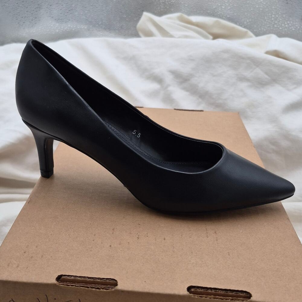 NEW Callisto Women's Hit Pan Stiletto Heel mid-heel Pump Black size 5.5M